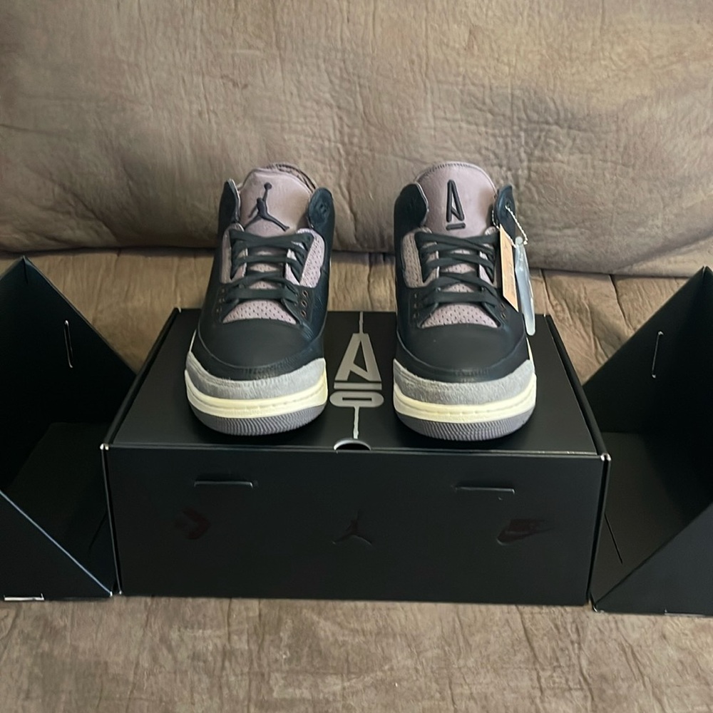 SOLD!!!!AIR JORDAN 3 RETRO OG SP